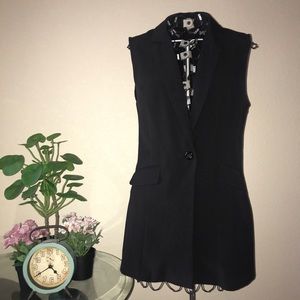 Black Sleeveless Vest